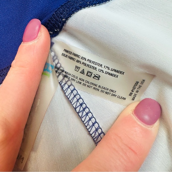 PRISMSPORT womens Medium purple green watercolor wicking cropped leggings - Picture 3 of 9